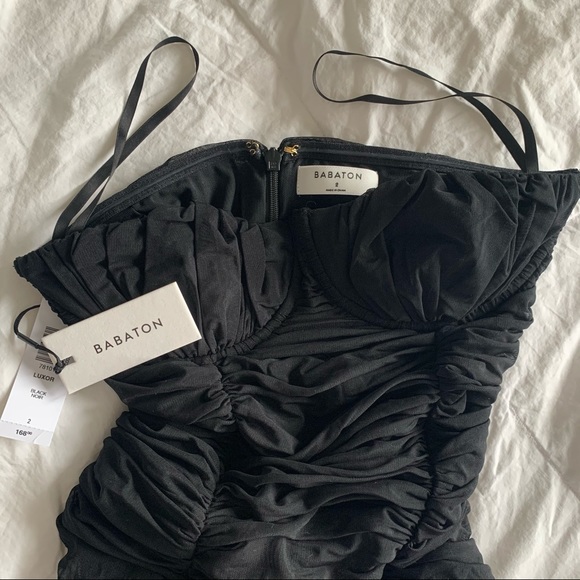 Aritzia Dresses & Skirts - BABATON DRESS | Size 2